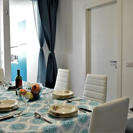 Covo Dei Marinai * Cava d'Aliga